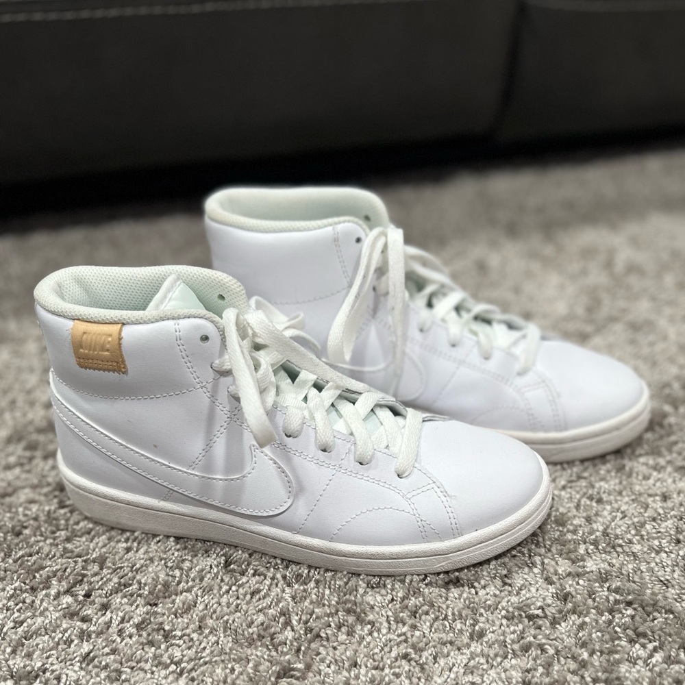 Nike Court Royale 2 Mid